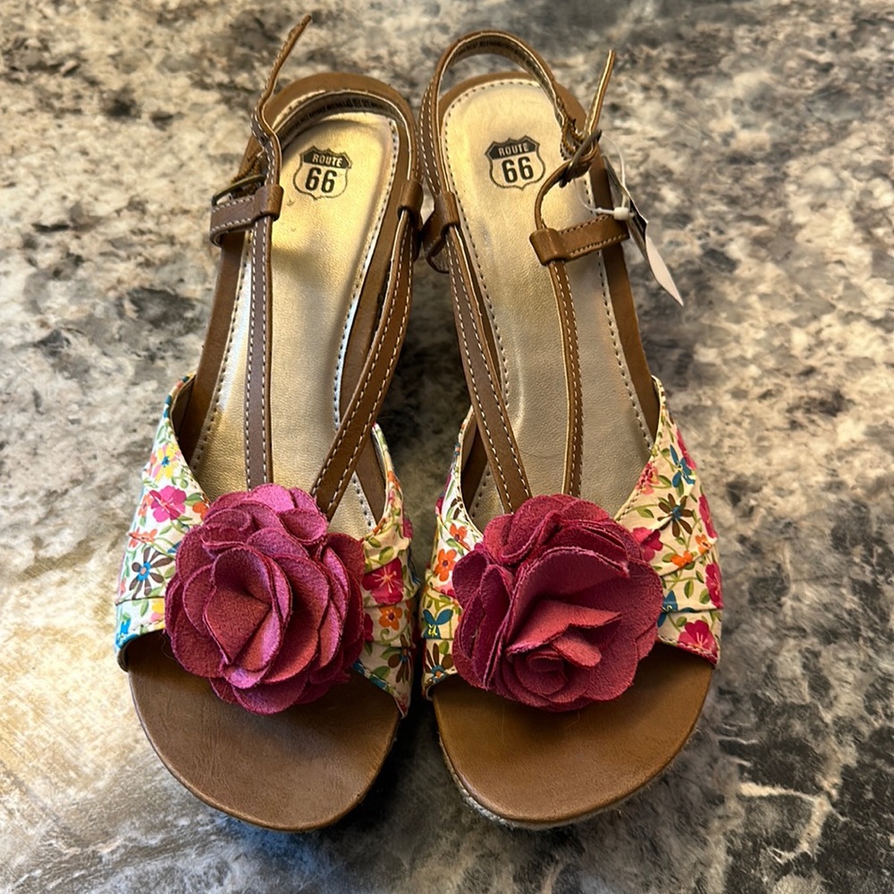 Route 66 Woman Sandal Size 8 1/2